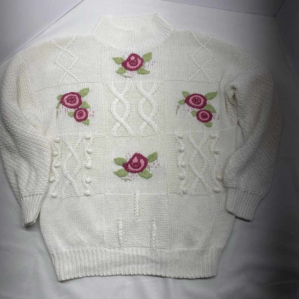 VTG Basket of Yarn Floral Embroidered Sweater M Cream Ramie Cotton